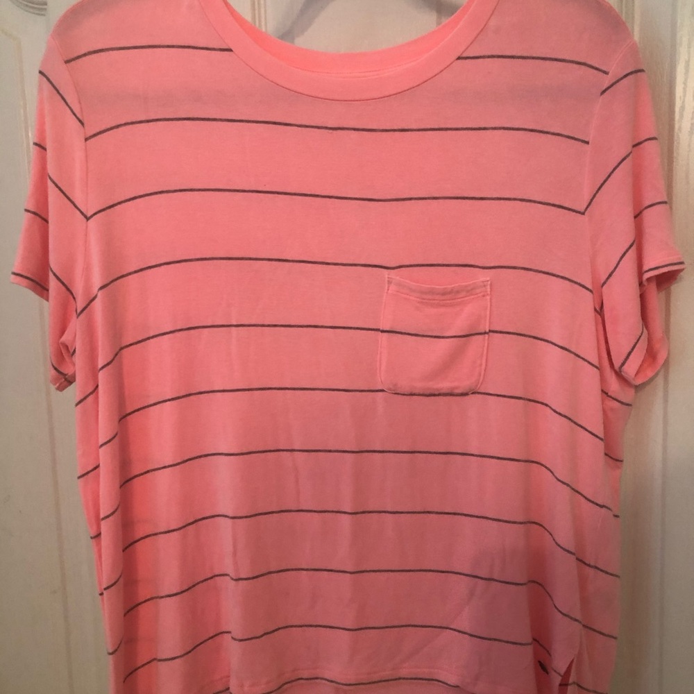 Insanely soft tee!!